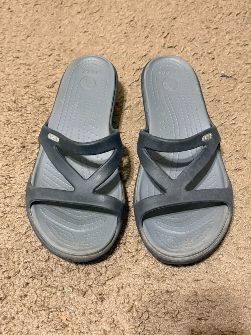 Women's Crocs Patricia Gray/Black Wedge Sandals Slides Strappy Size 9